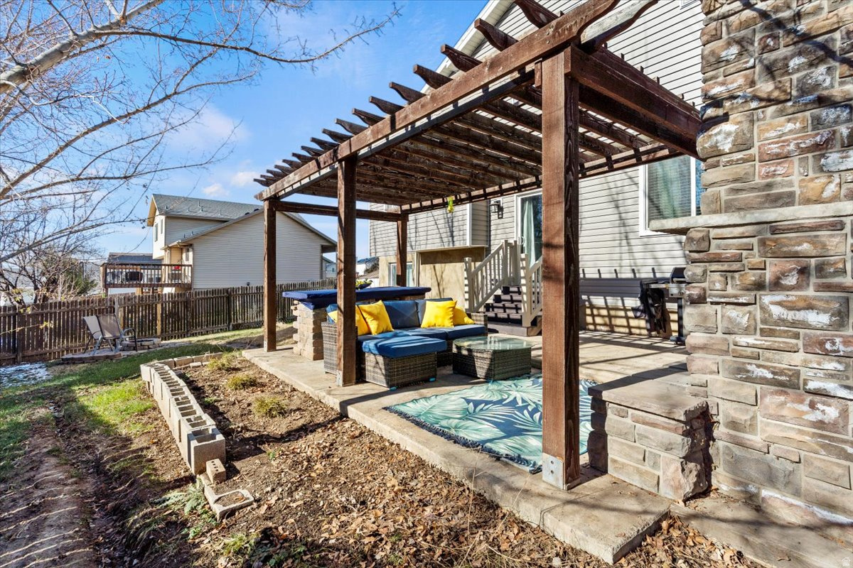 CHAPEL HILL - Residential