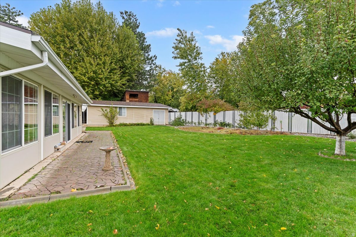 TAYLOR ESTATES - Residential