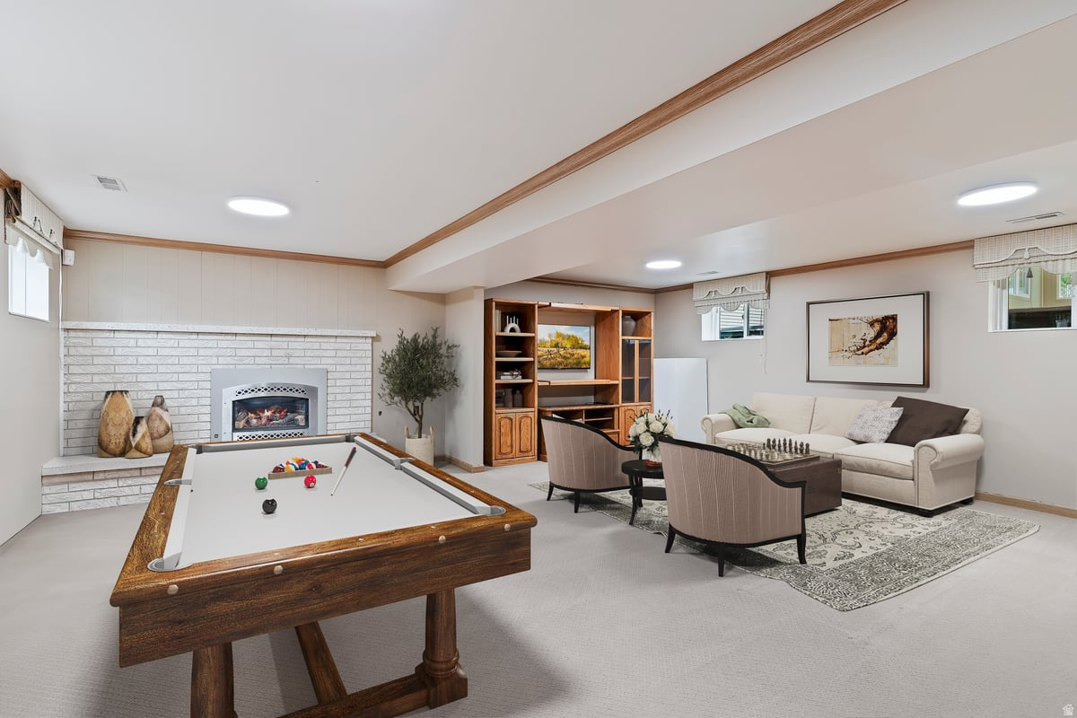 TAYLOR ESTATES - Residential