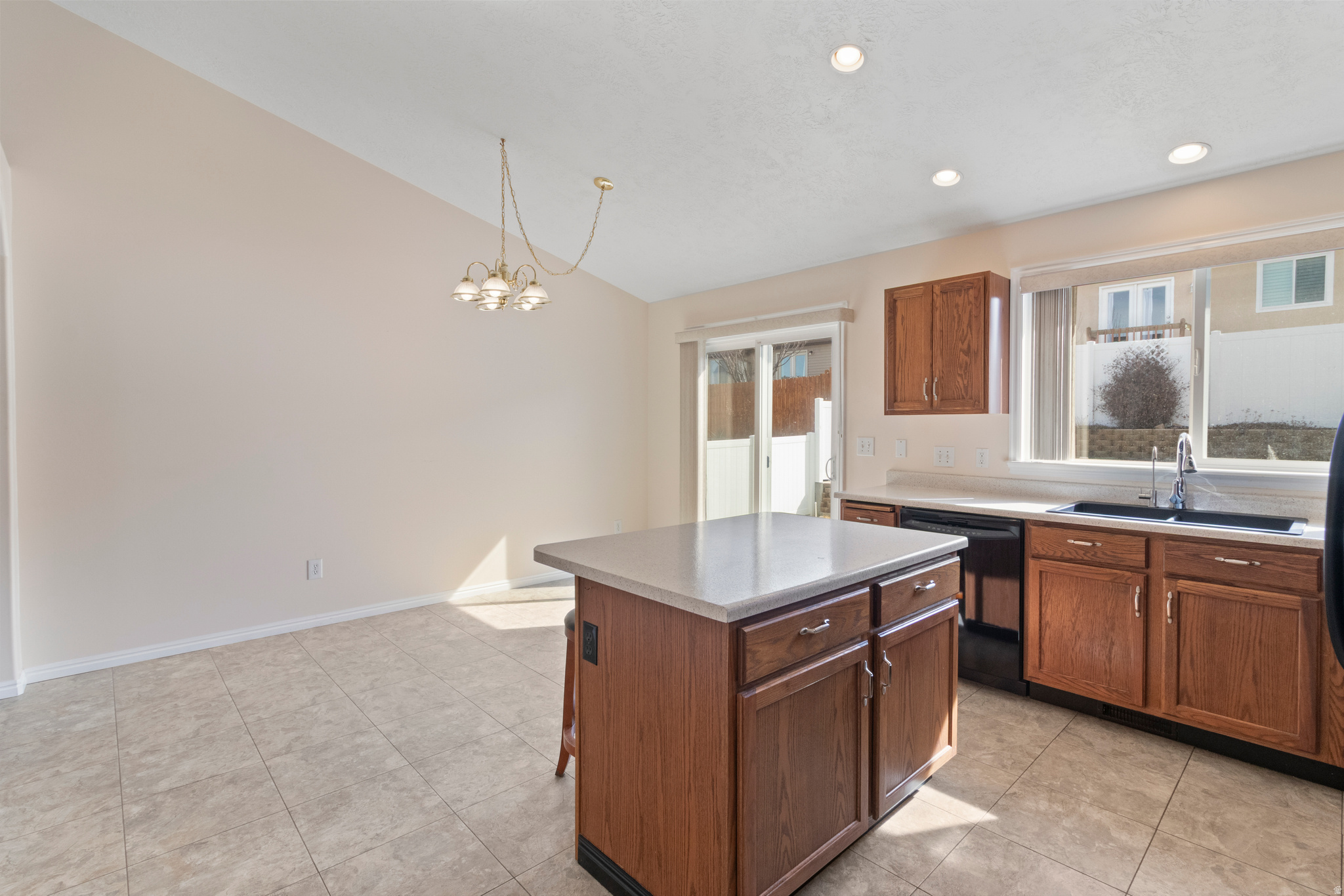 HIGHLAND - Residential