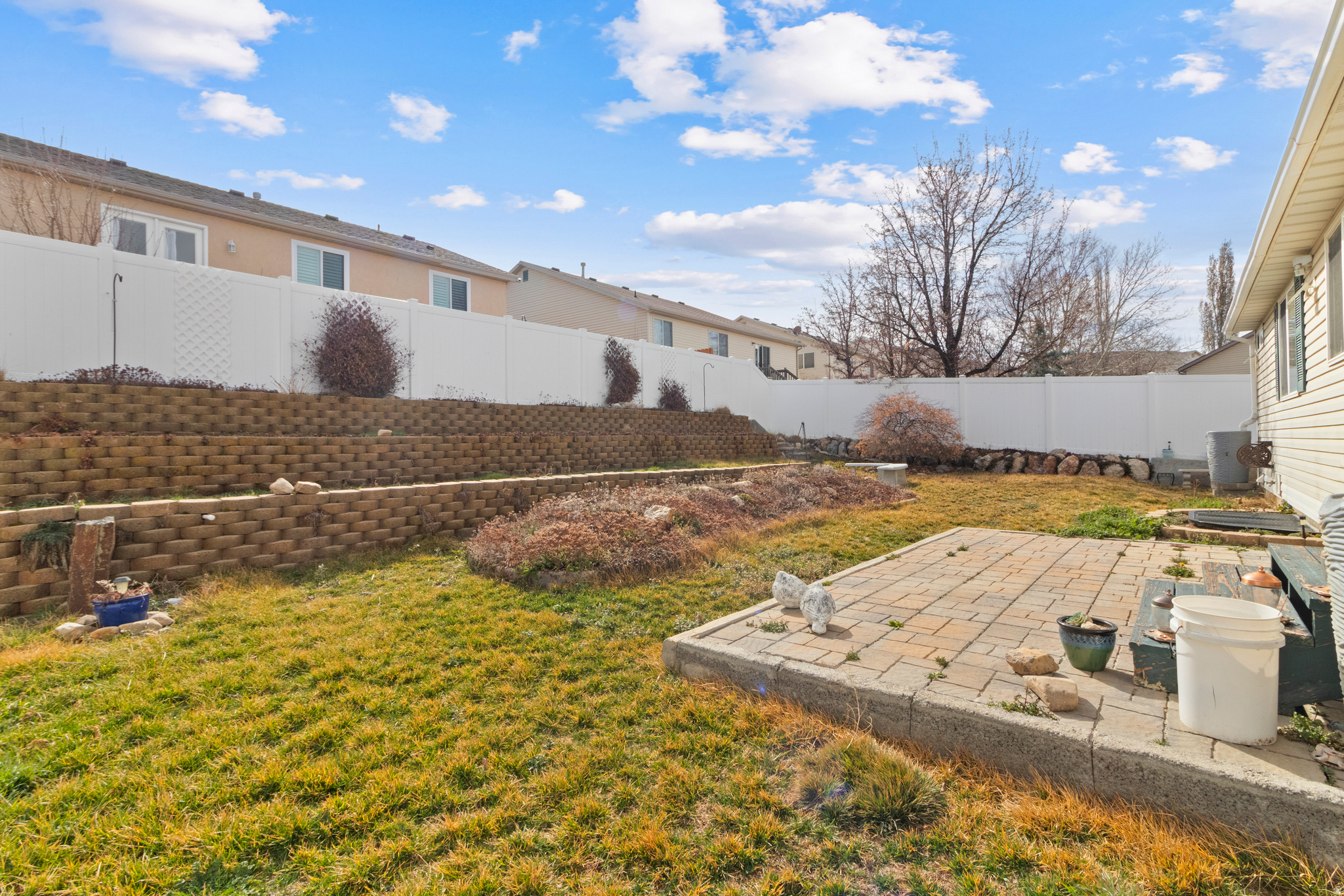 HIGHLAND - Residential