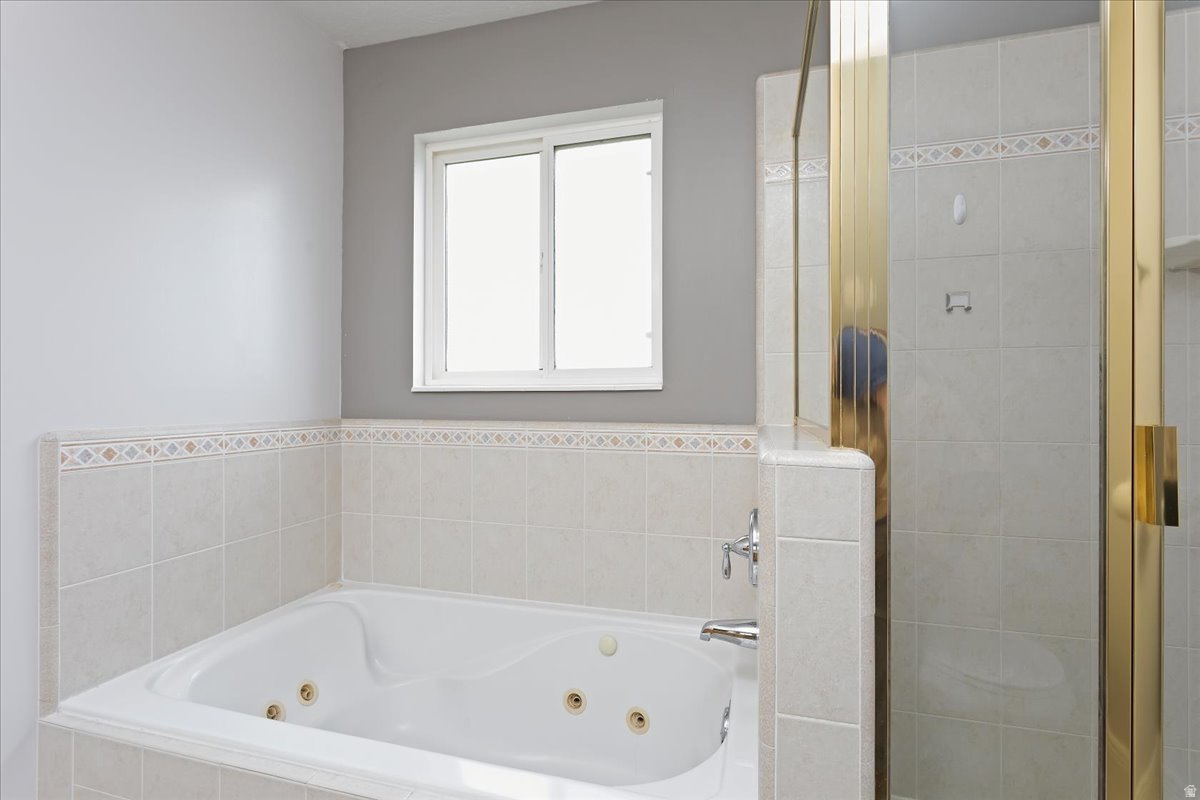 3 MILE CREEK - Residential