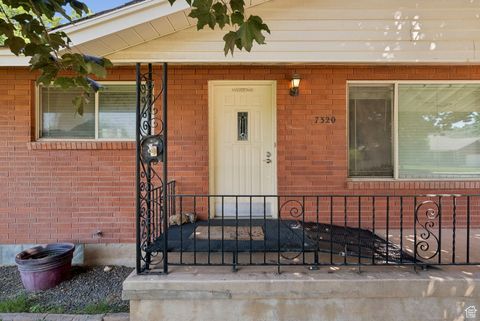Tiny photo for 7320 S 1250 E, South Weber, UT 84405 (MLS # 2102361)