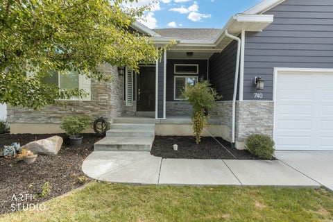 Homes For Sale - 740 N Champion Ln<br/> Davis County, Kaysville, UT 84037