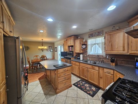 Tiny photo for 1384 W 7290 S, West Jordan, UT 84084 (MLS # 2108648)