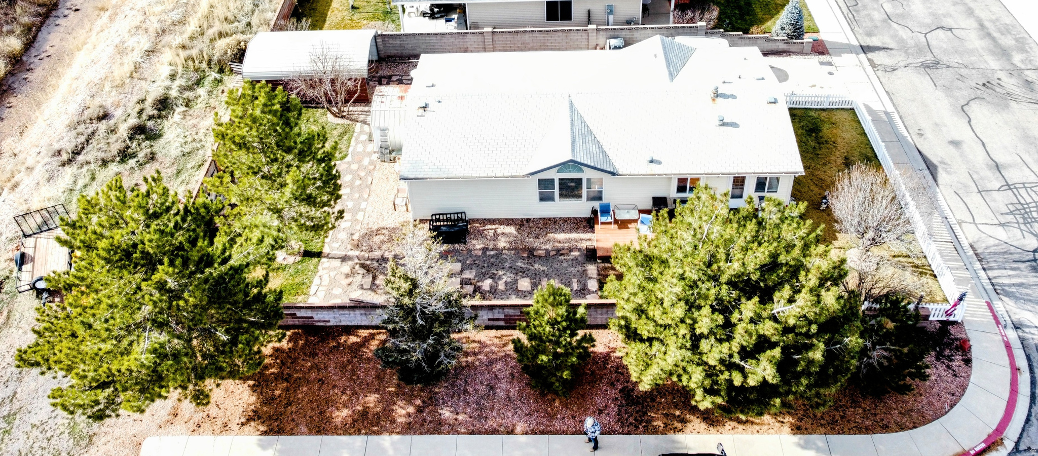 EAGLE ROCK - Residential