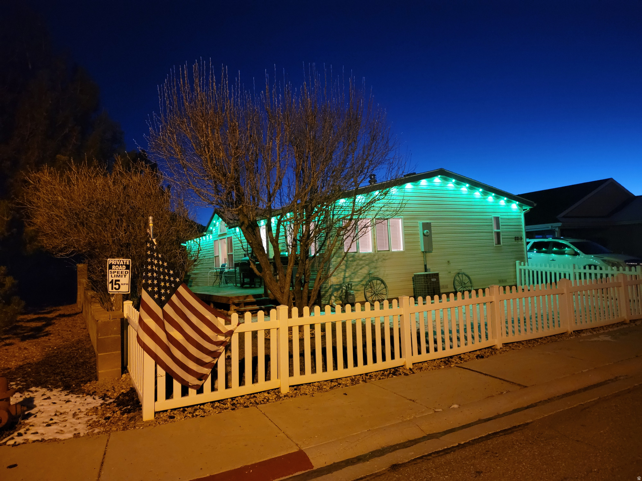 EAGLE ROCK - Residential