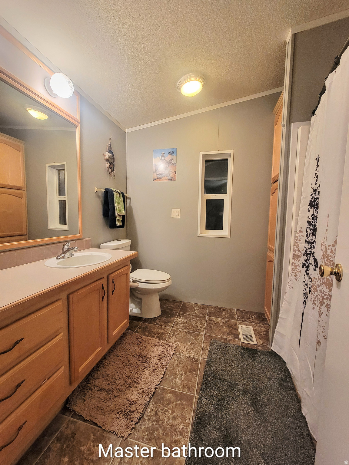 EAGLE ROCK - Residential