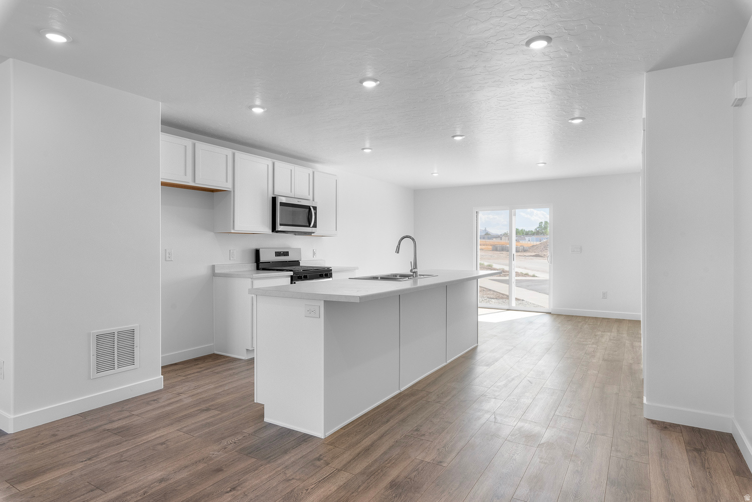 WESTERN ACRES - Residential