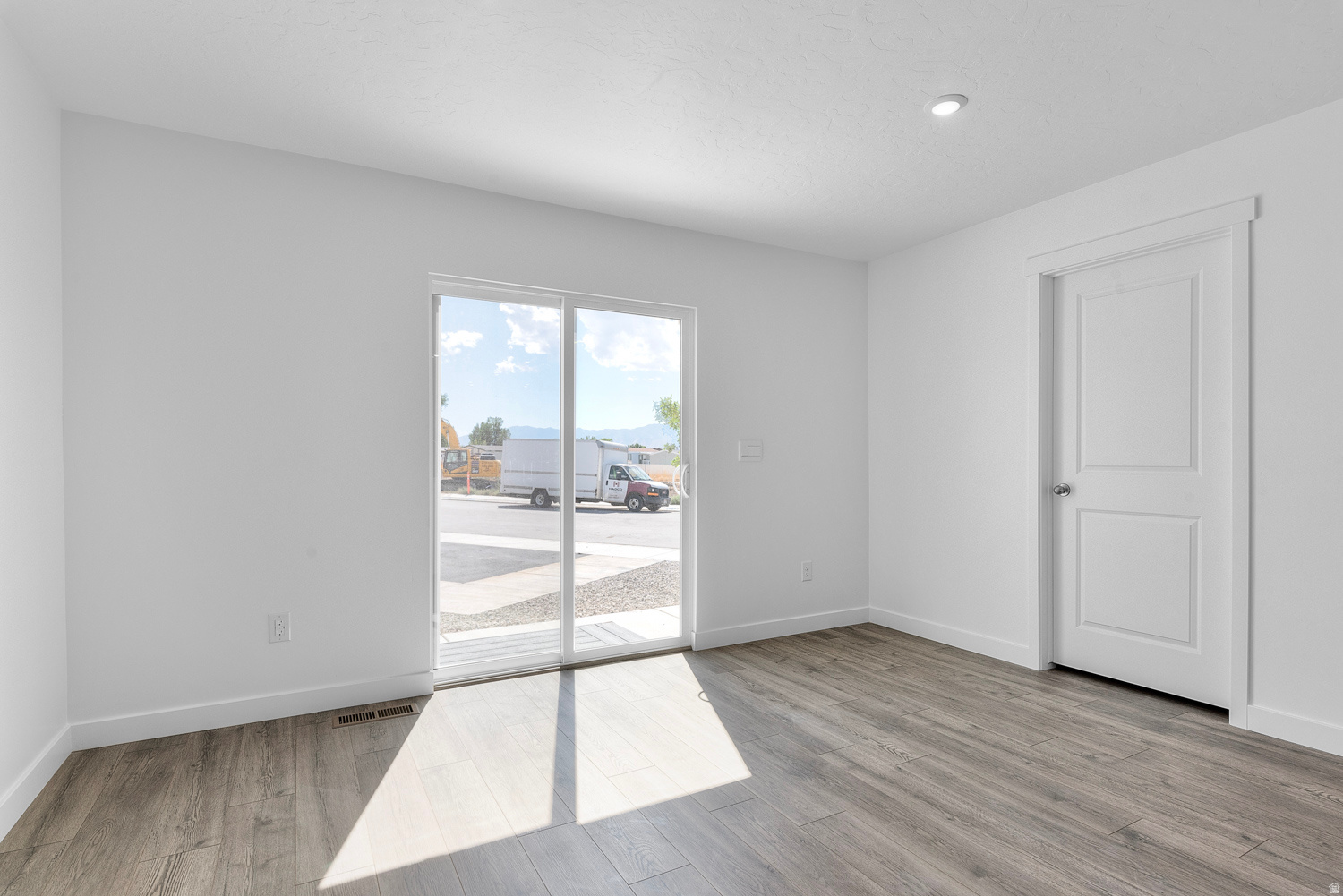 WESTERN ACRES - Residential