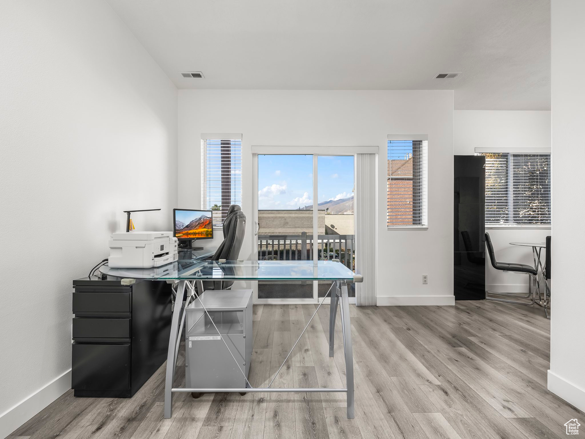 NORTH POINTE - Residential