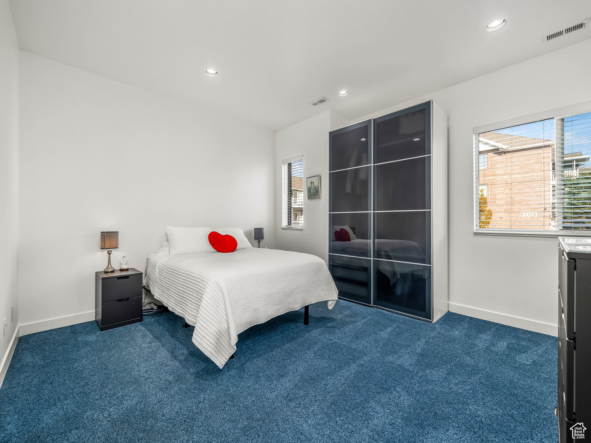 NORTH POINTE - Residential