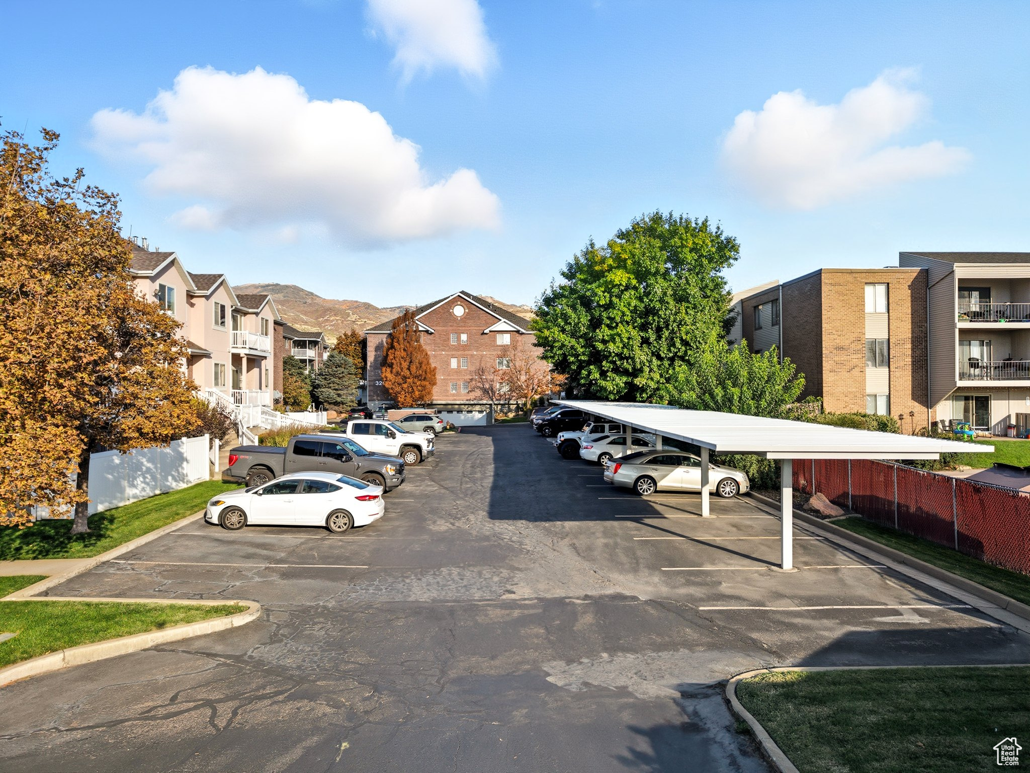 NORTH POINTE - Residential