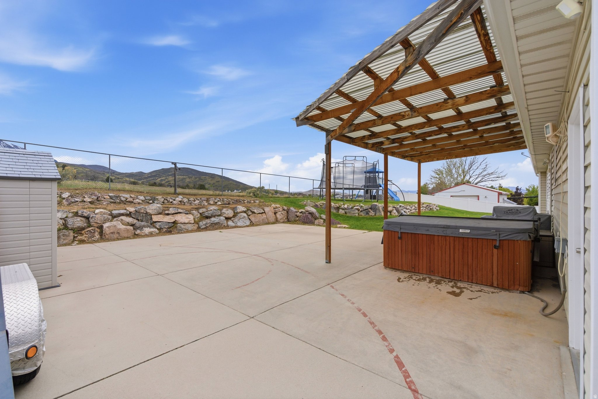 EAST BENCH - Residential