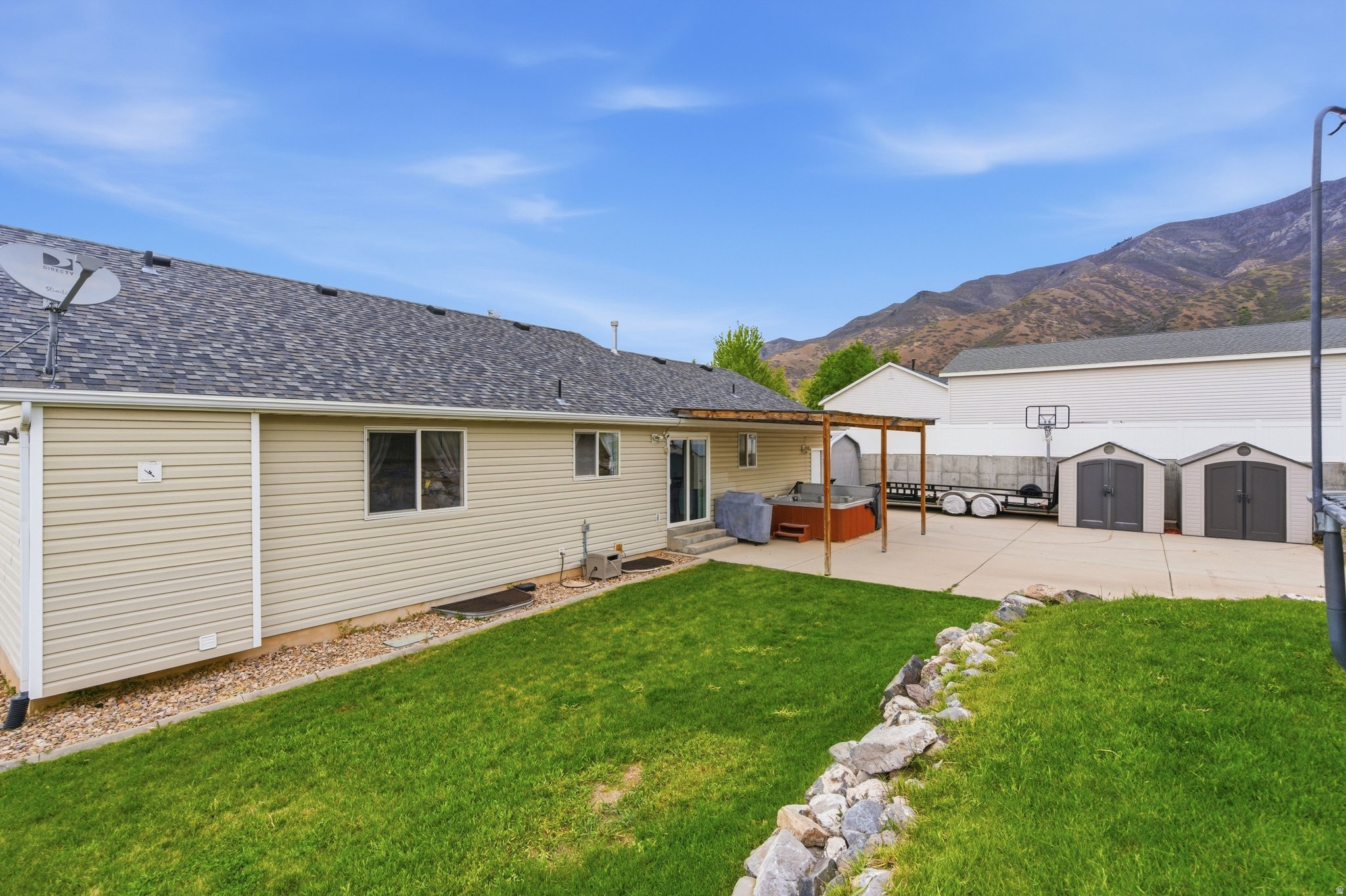 EAST BENCH - Residential