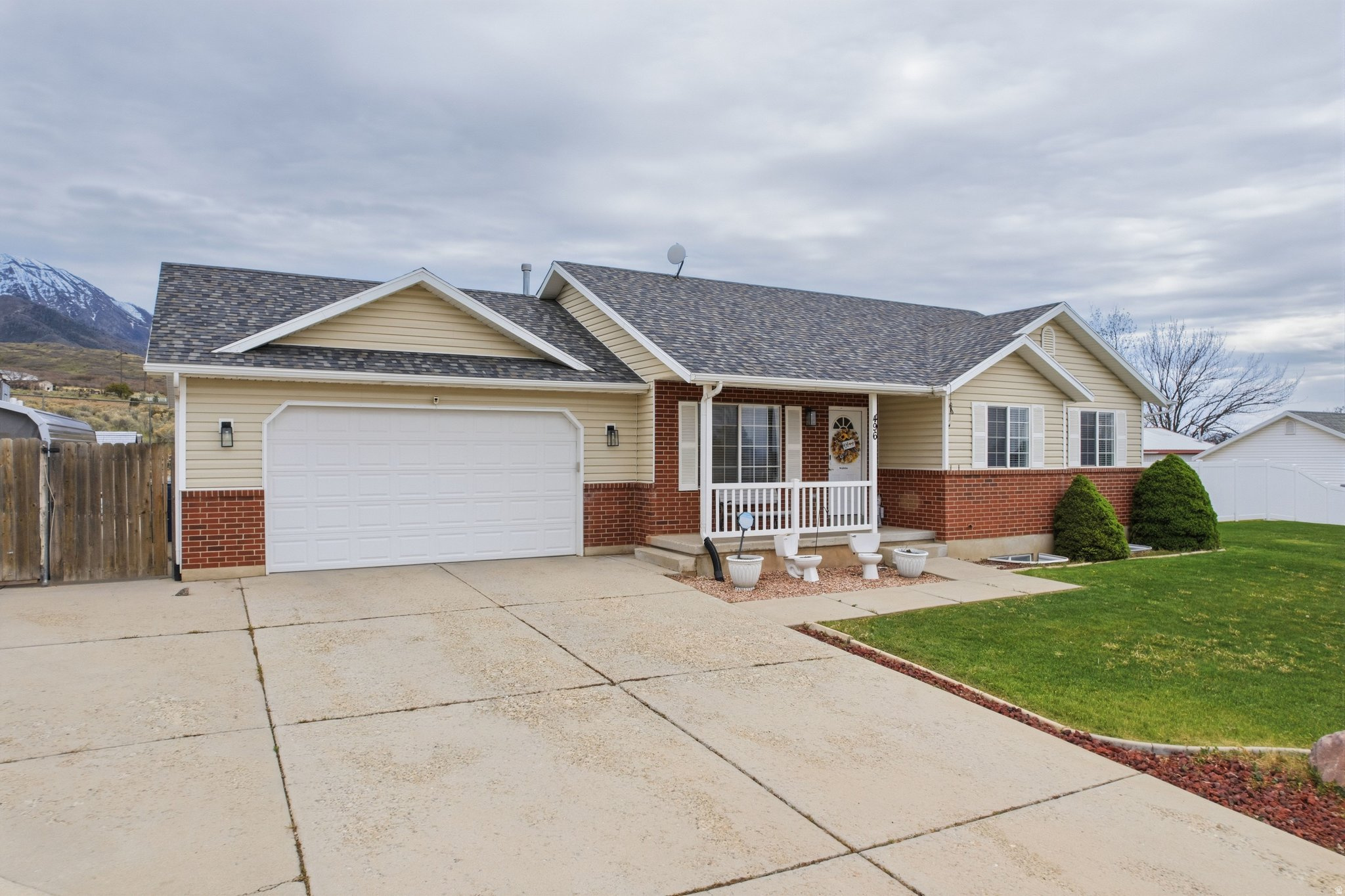 EAST BENCH - Residential