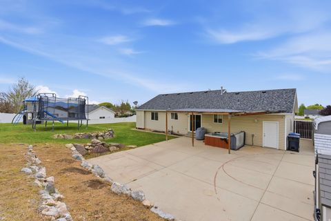Tiny photo for 496 E 610 S, Santaquin, UT 84655 (MLS # 2155750)