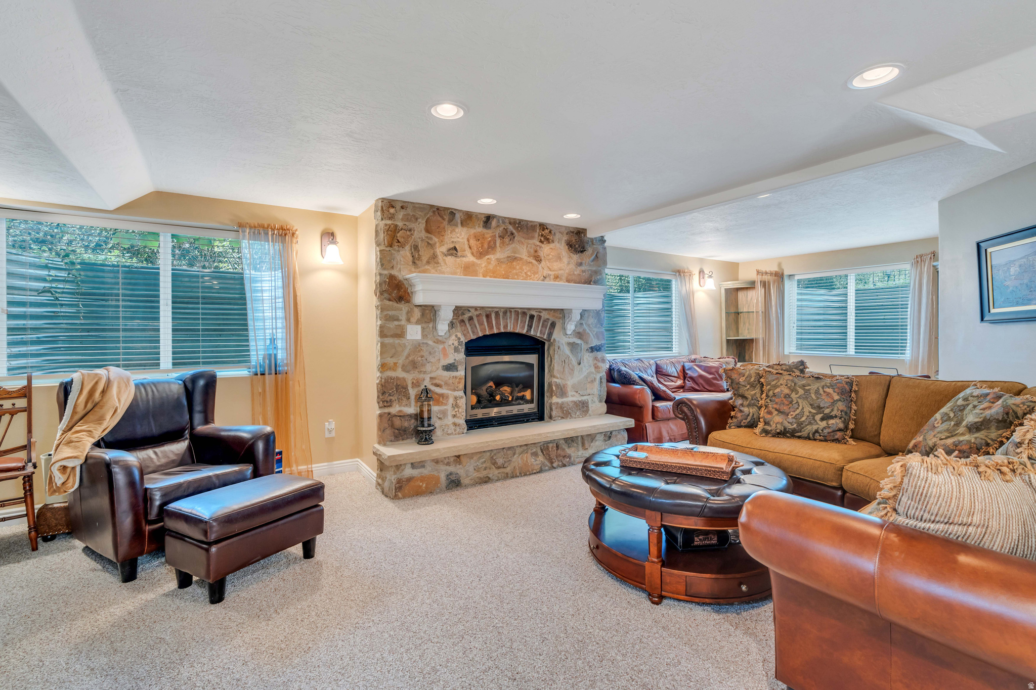 ALPINE COUNTRY - Residential