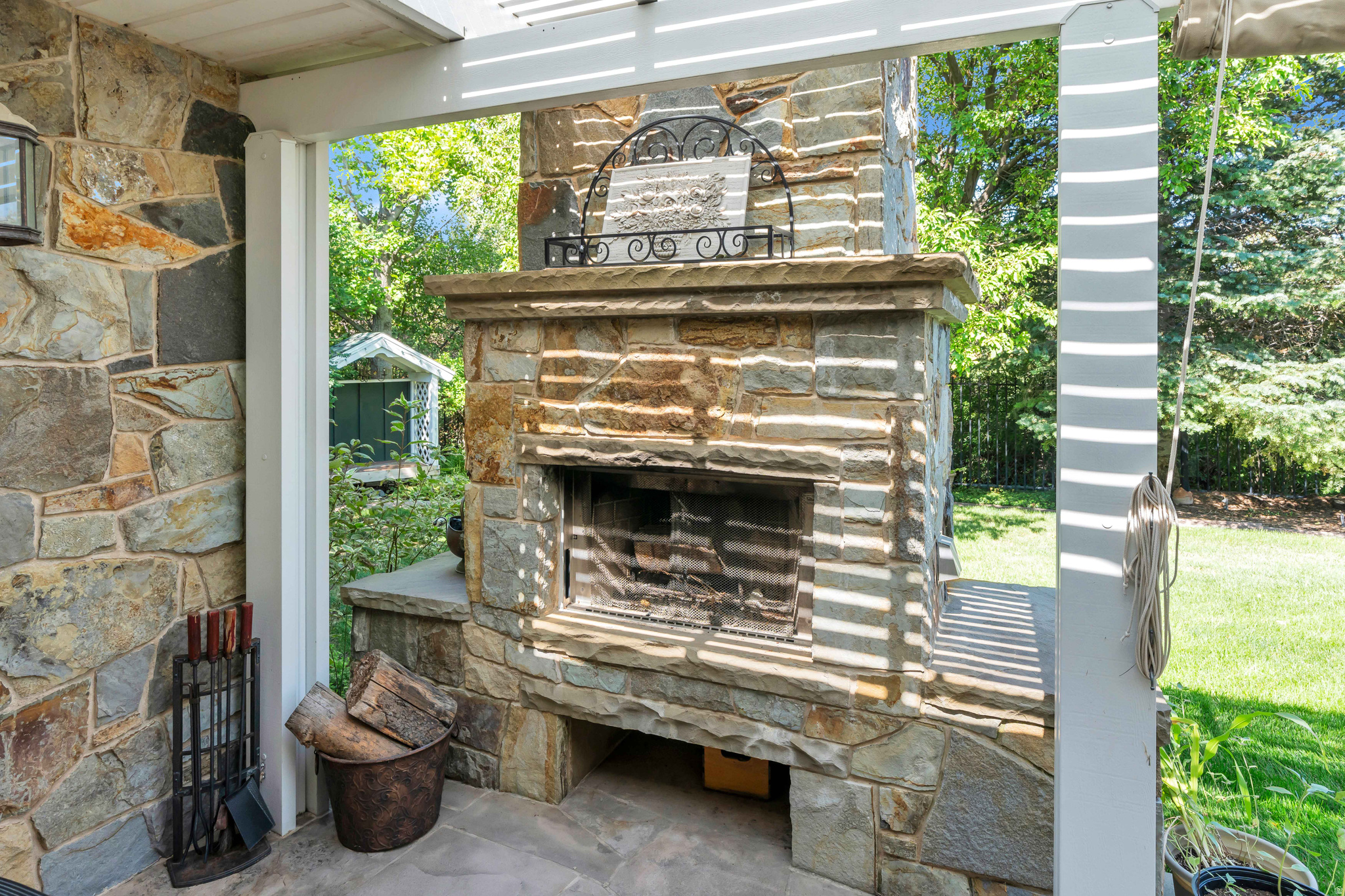 ALPINE COUNTRY - Residential