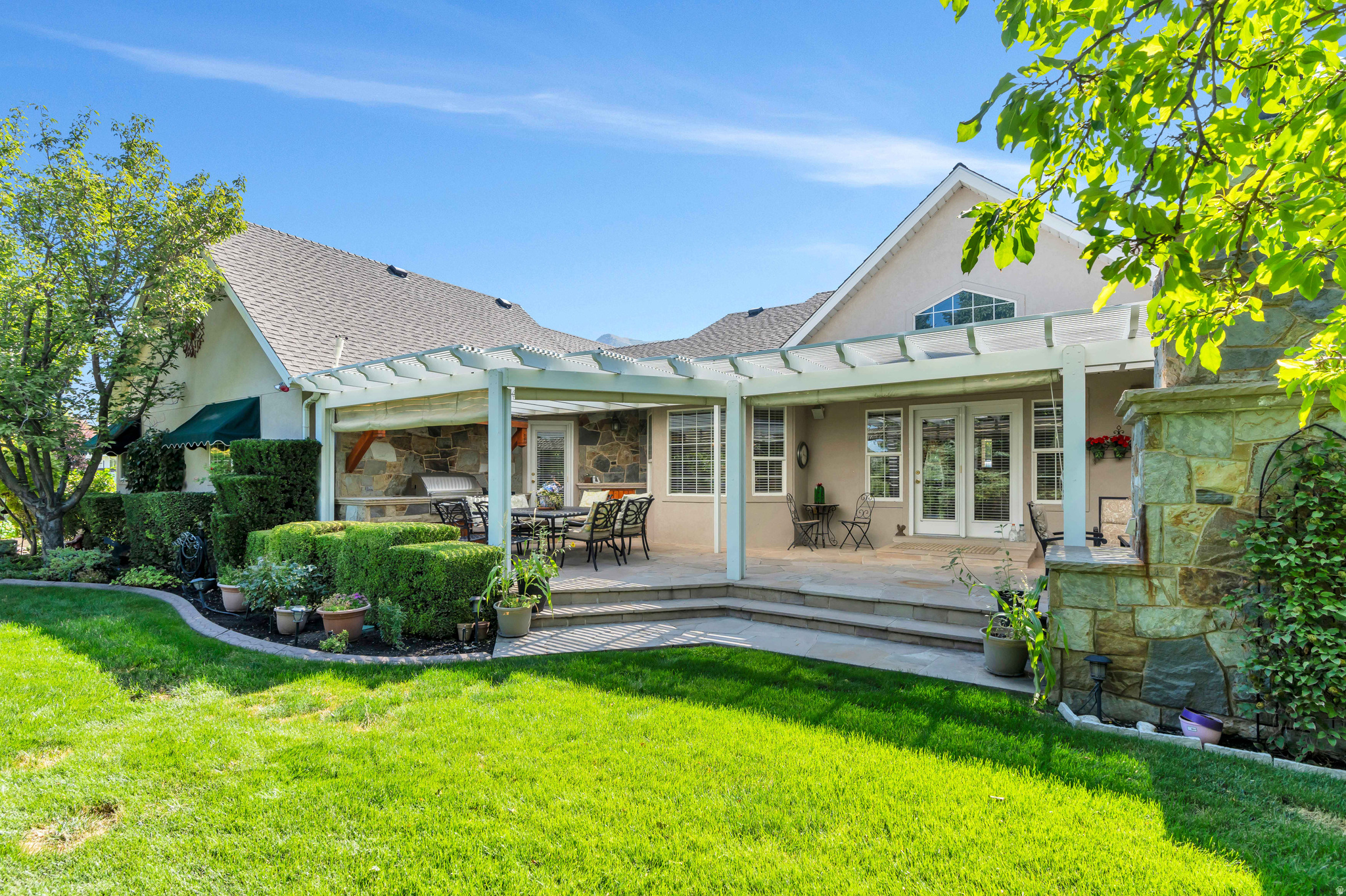 ALPINE COUNTRY - Residential