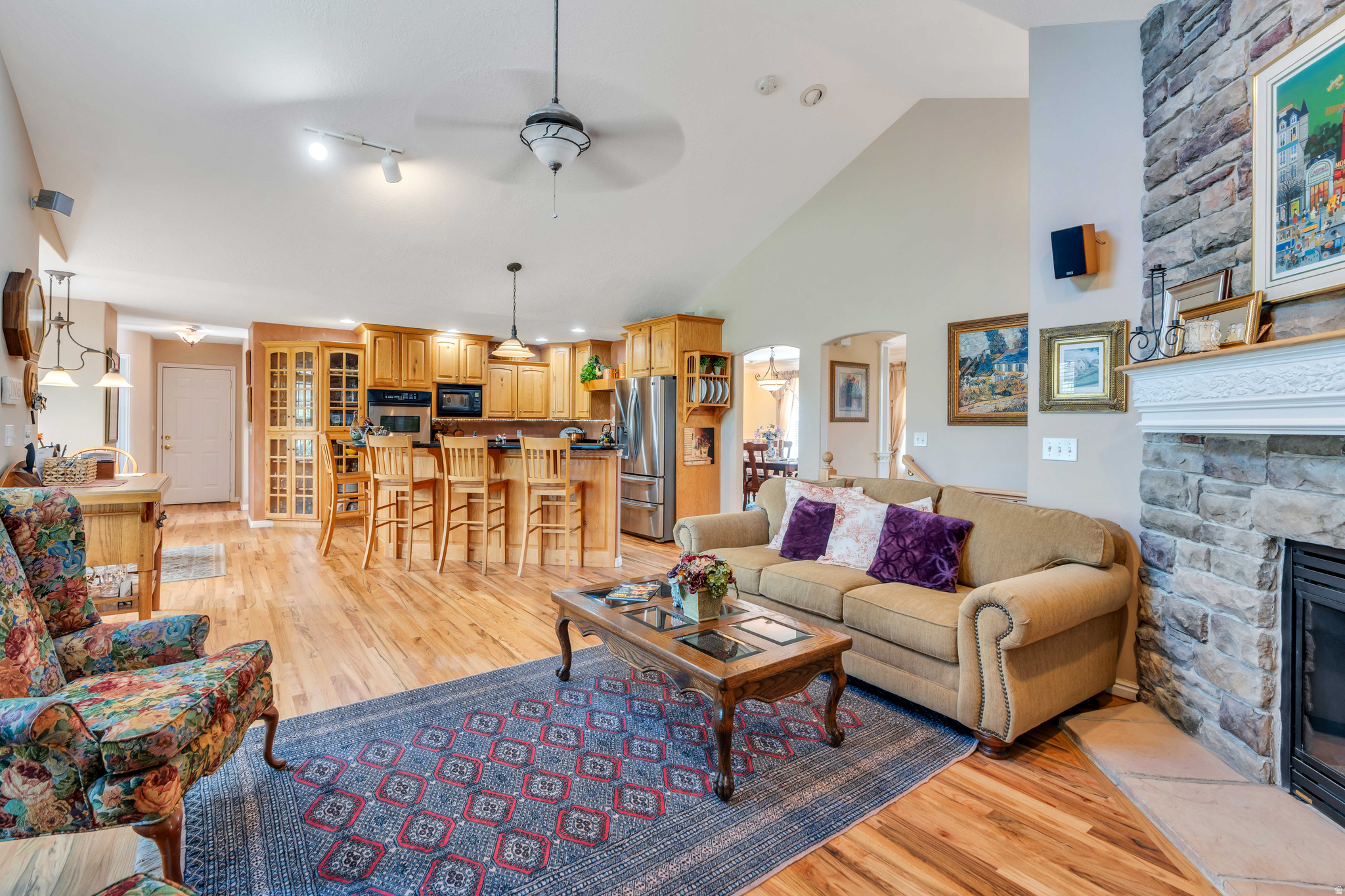 ALPINE COUNTRY - Residential