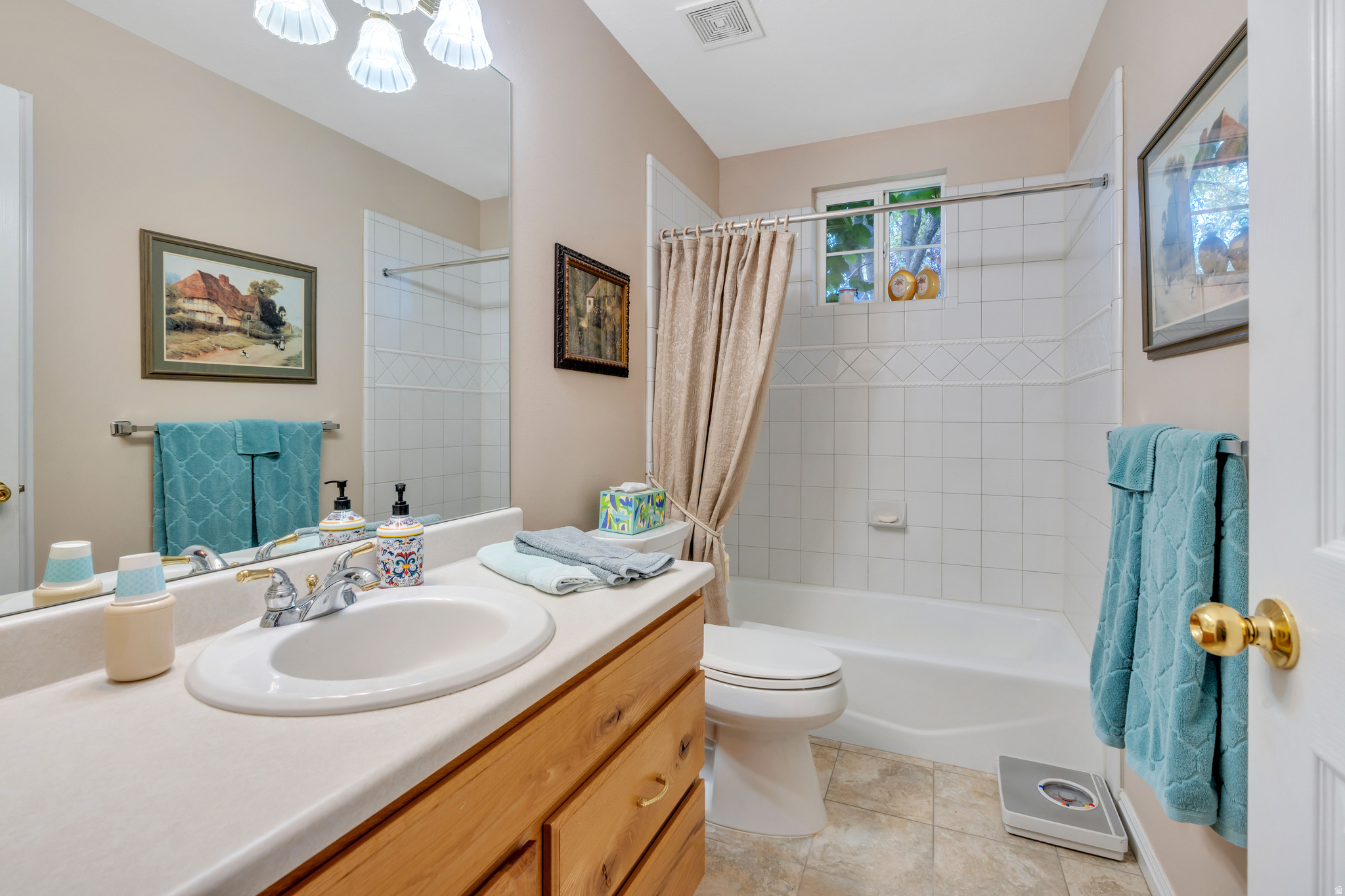 ALPINE COUNTRY - Residential