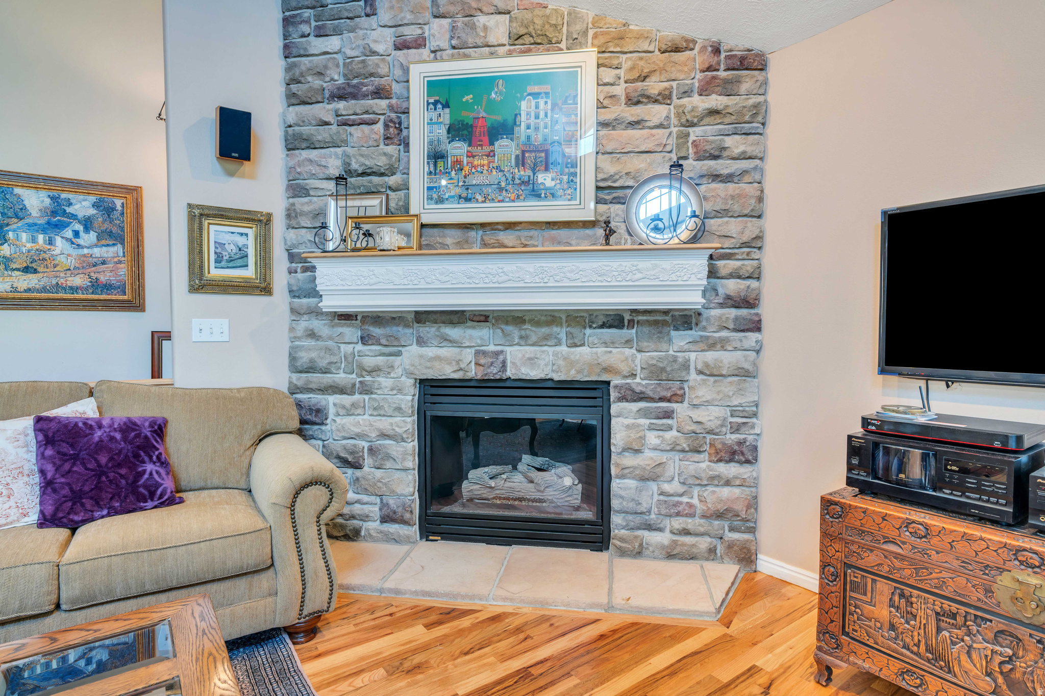 ALPINE COUNTRY - Residential