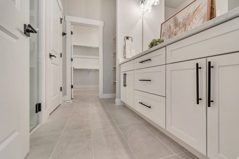 Tiny photo for 10339 S COLD MOON PL W, South Jordan, UT 84095 (MLS # 2125136)