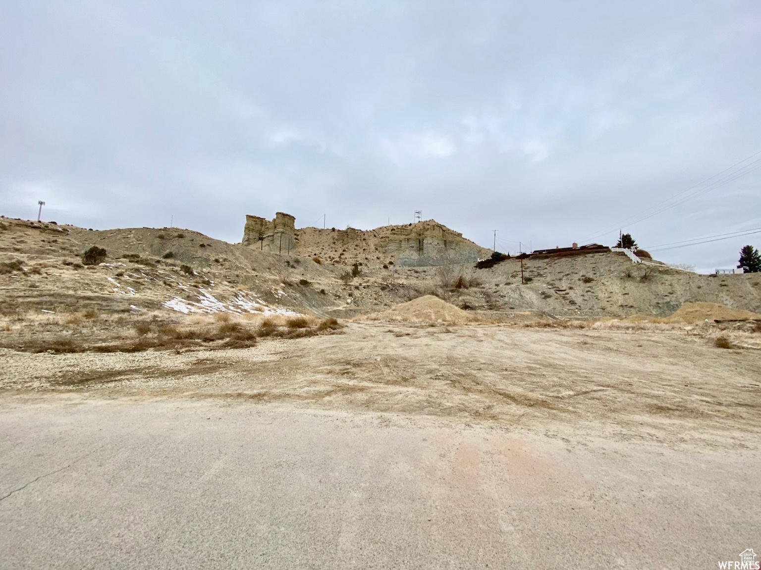 ONE LOT TANK PROPERT - Land