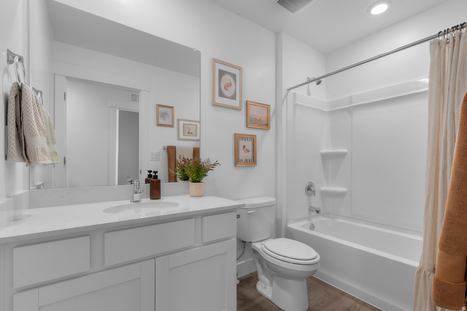 NIBLEY COACH - Residential