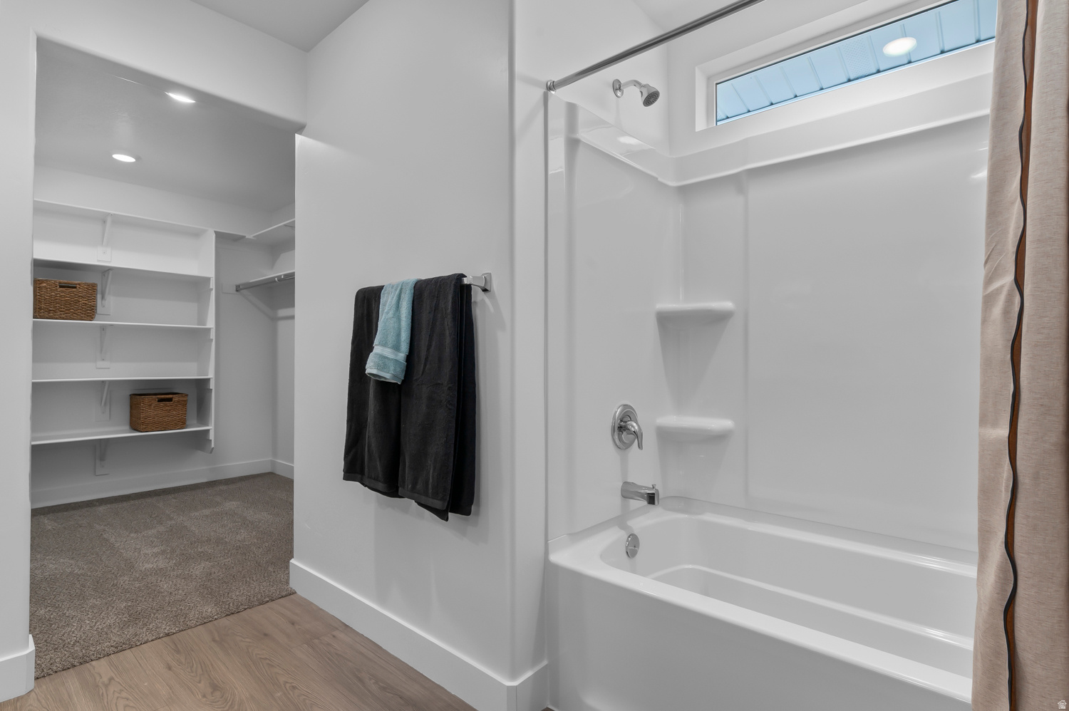 NIBLEY COACH - Residential