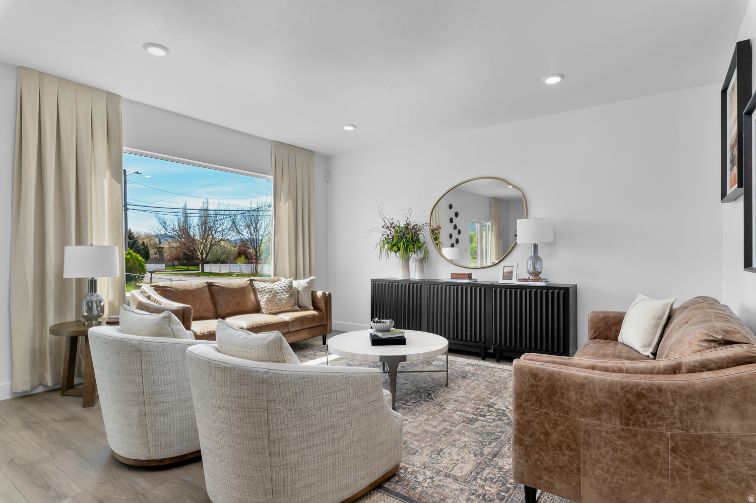 NIBLEY COACH - Residential