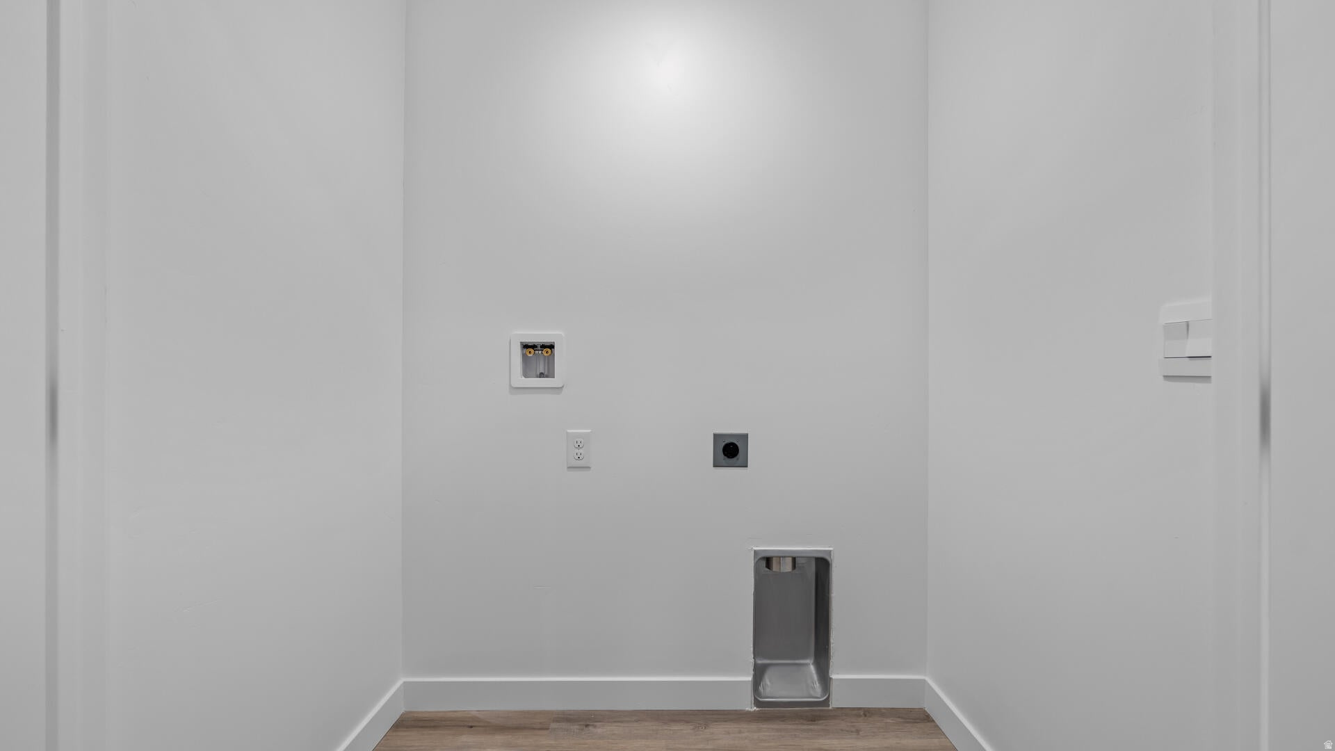 IRON TOP AT LONG VALLEY - Residential