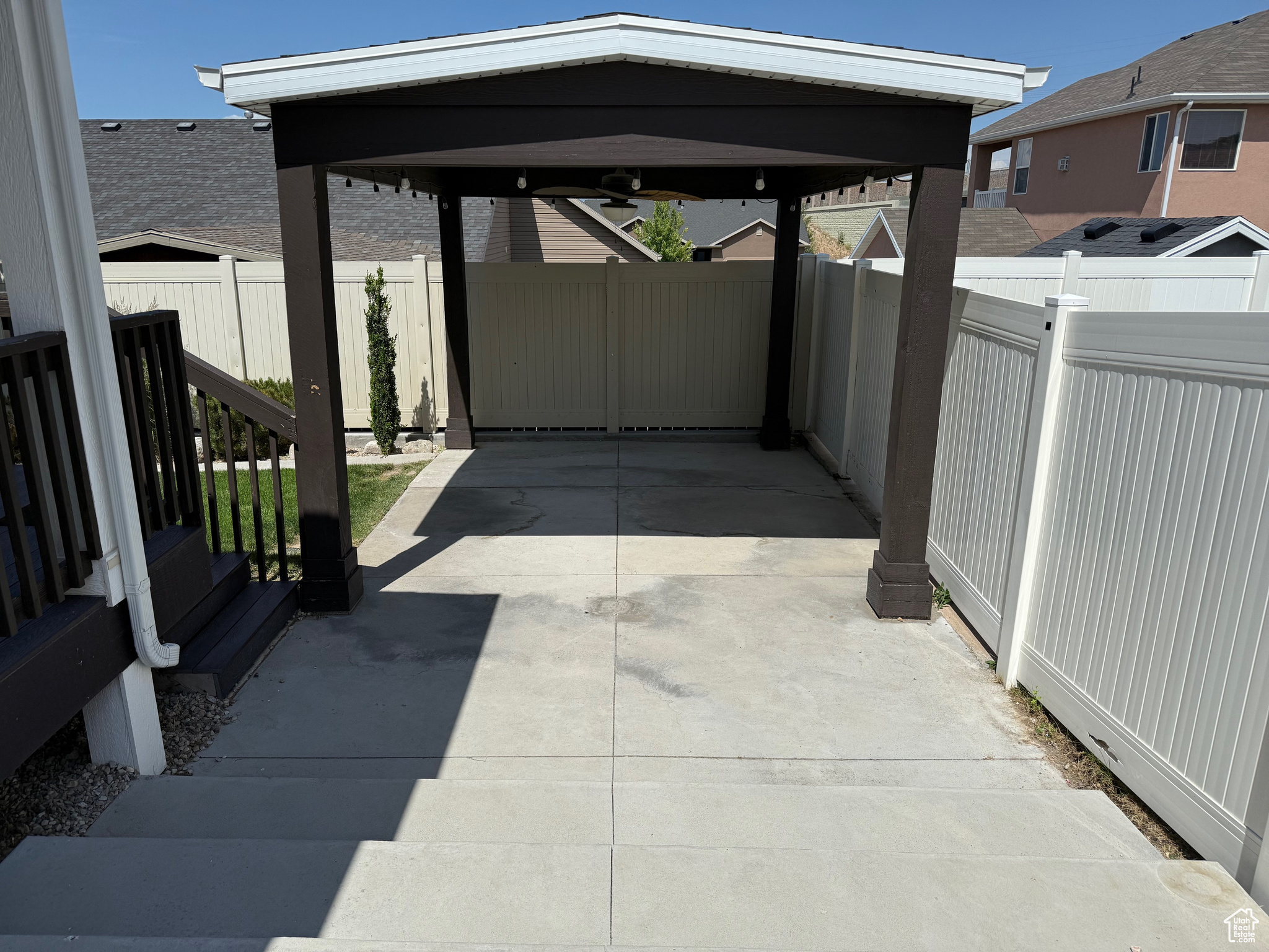 VISTAS @ WESTRIDGE - Residential