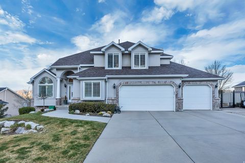Photo of 12298 S GRAYSTONE CT E, Draper, UT 84020 (MLS # 2142335)