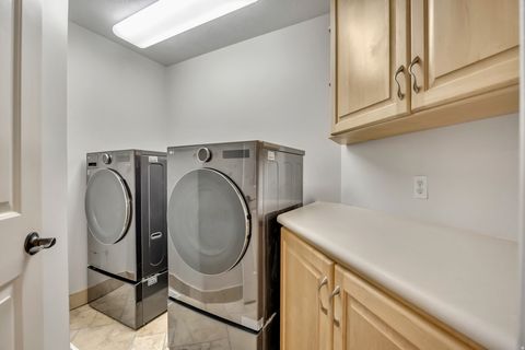 Tiny photo for 12298 S GRAYSTONE CT E, Draper, UT 84020 (MLS # 2142335)