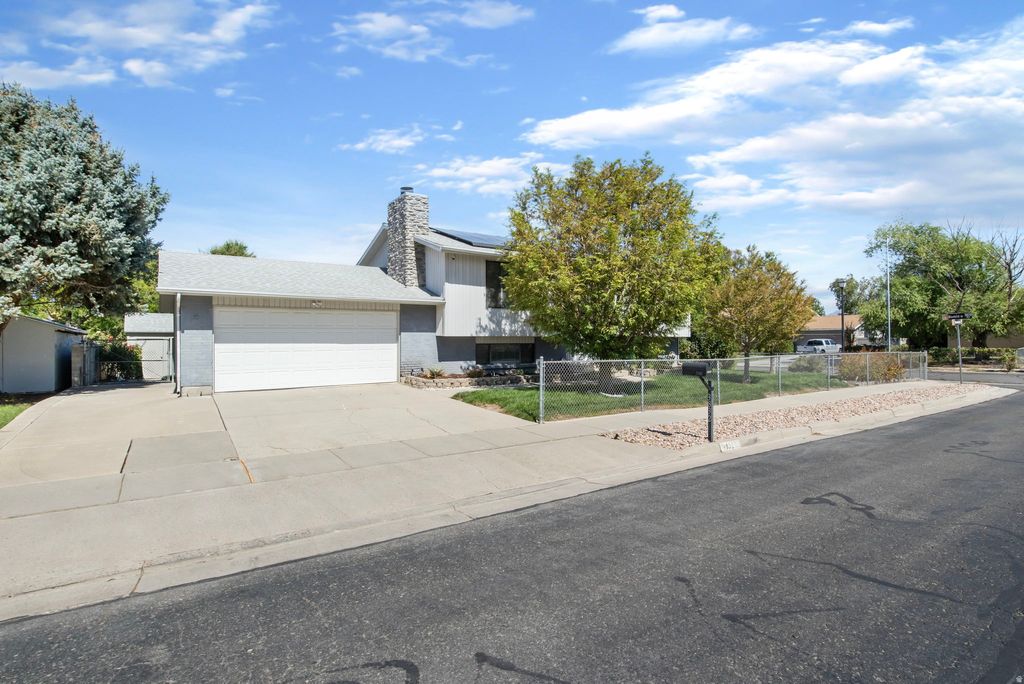 Photo of 3832 W HUMMINGBIRD WAY S, West Valley City, UT 84120 (MLS # 2148087)