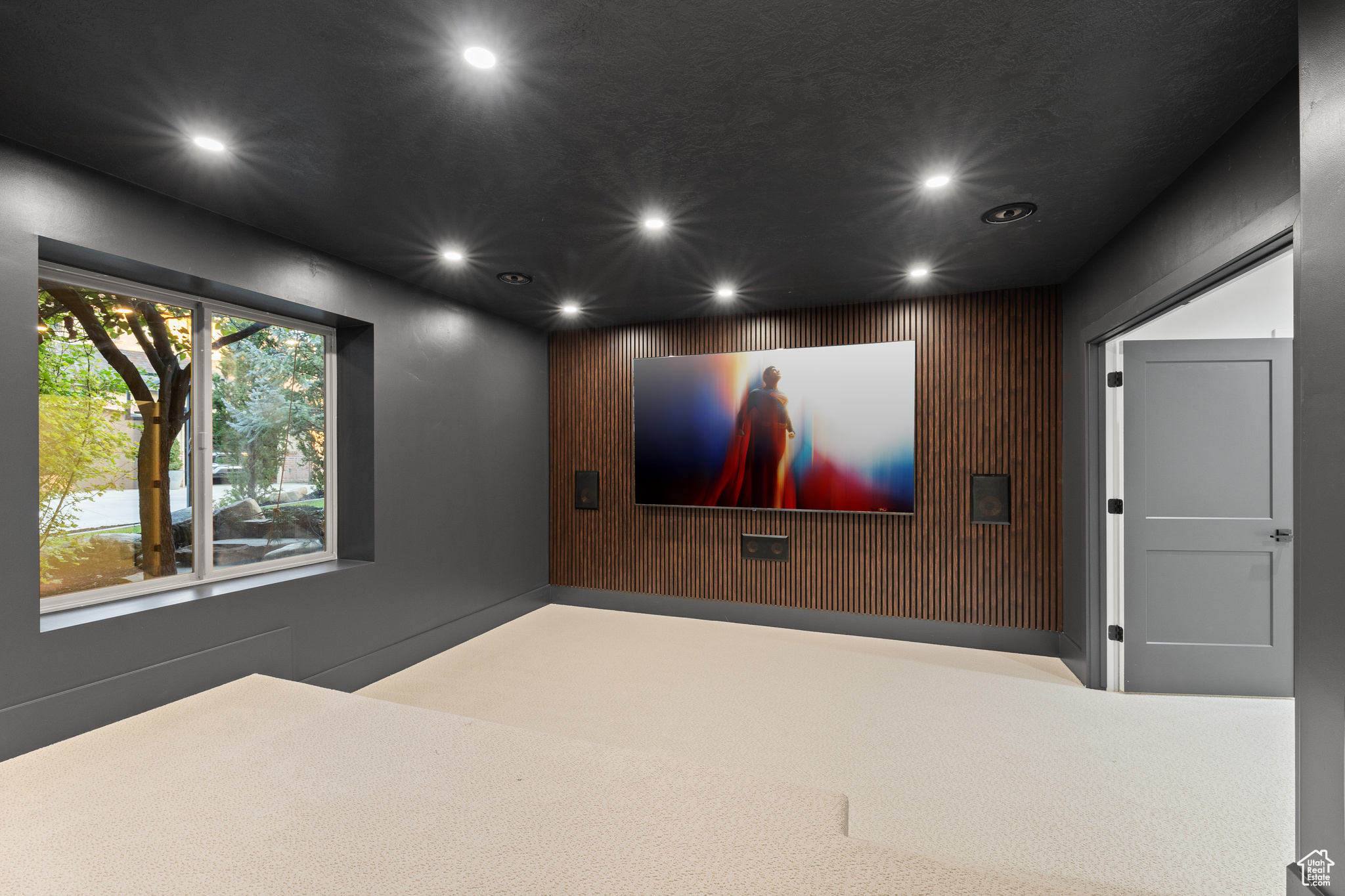 COUNTRY FRENCH ESTATES - Residential