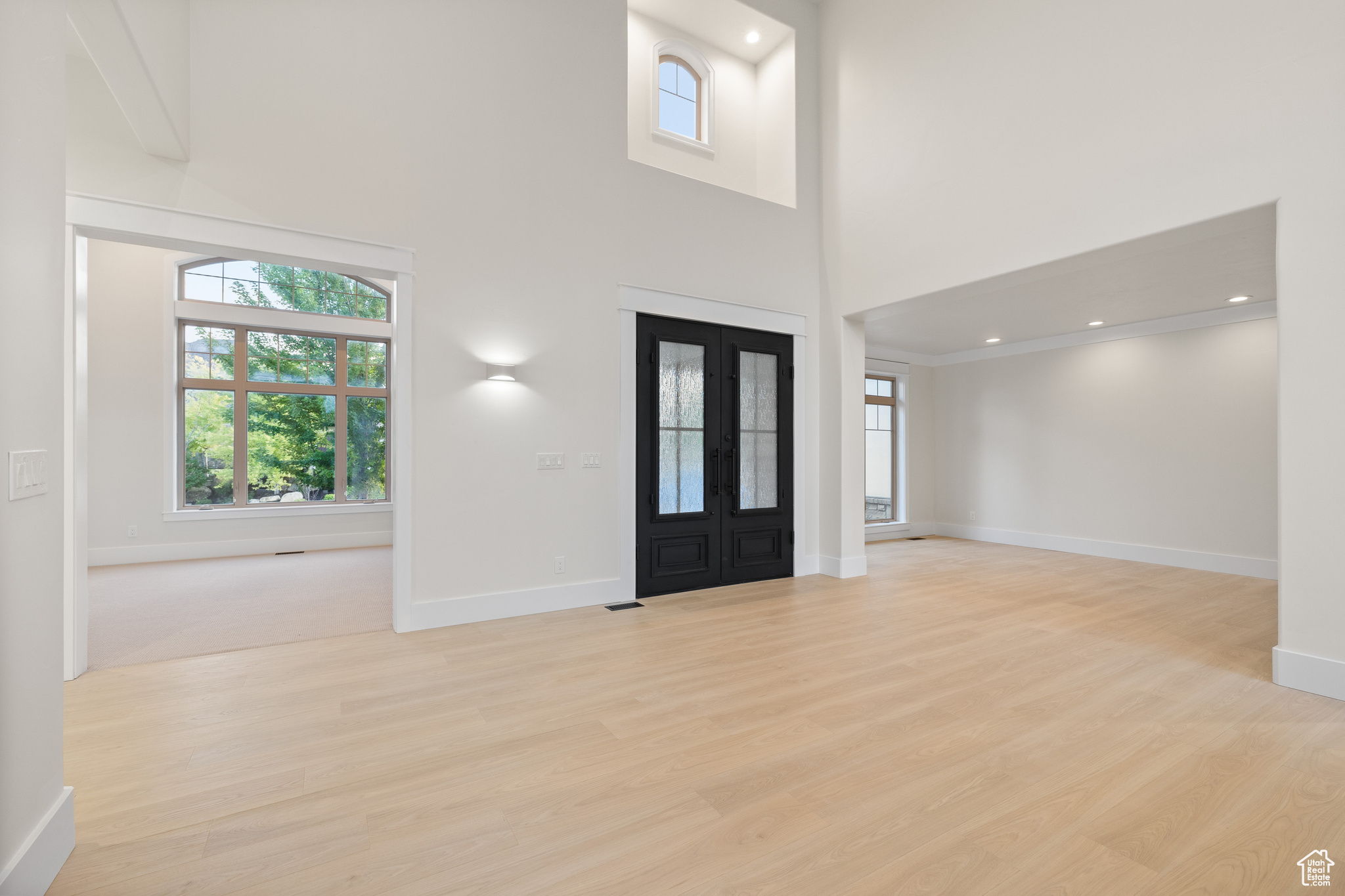 COUNTRY FRENCH ESTATES - Residential