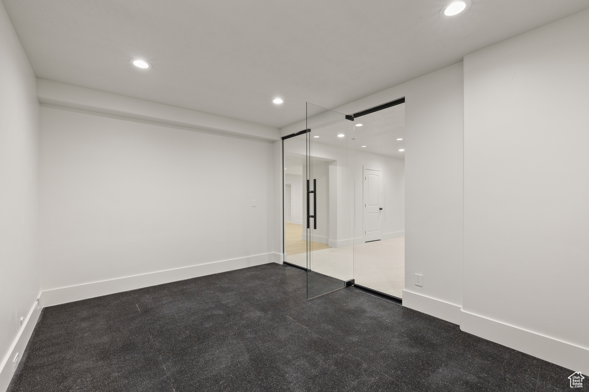 COUNTRY FRENCH ESTATES - Residential