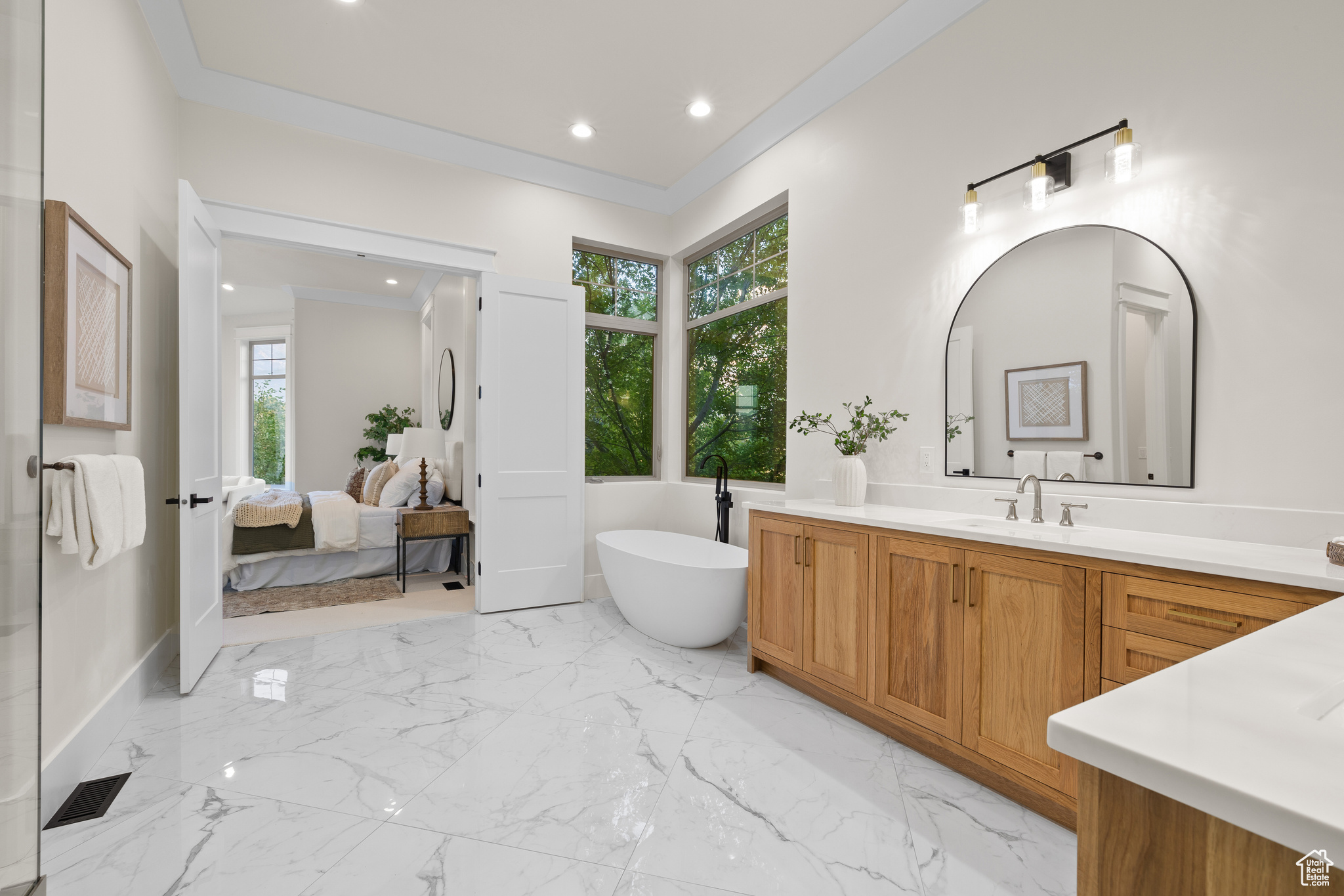 COUNTRY FRENCH ESTATES - Residential