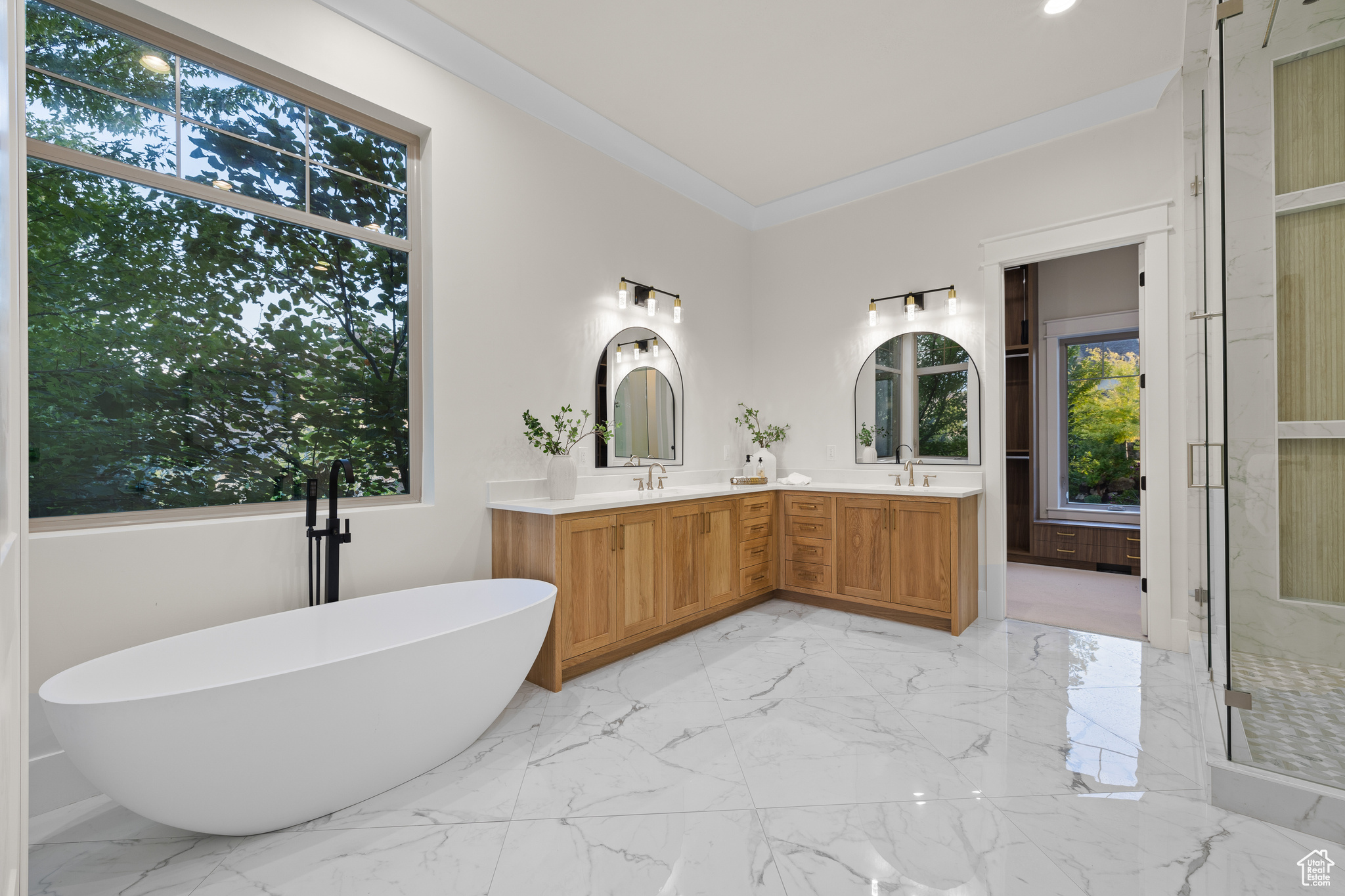 COUNTRY FRENCH ESTATES - Residential