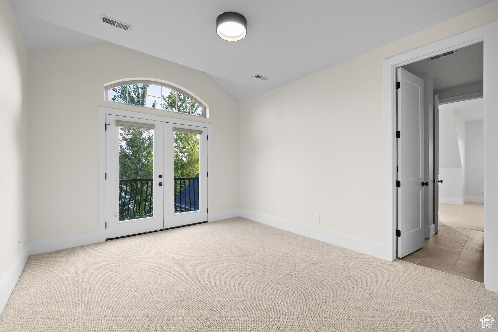 COUNTRY FRENCH ESTATES - Residential