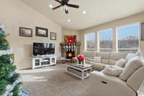 Tiny photo for 512 E RIDGE DR, Alpine, UT 84004 (MLS # 2126602)