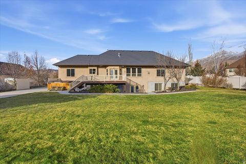 Tiny photo for 512 E RIDGE DR, Alpine, UT 84004 (MLS # 2126602)