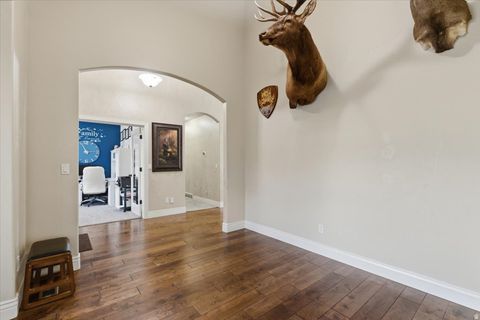 Tiny photo for 512 E RIDGE DR, Alpine, UT 84004 (MLS # 2126602)