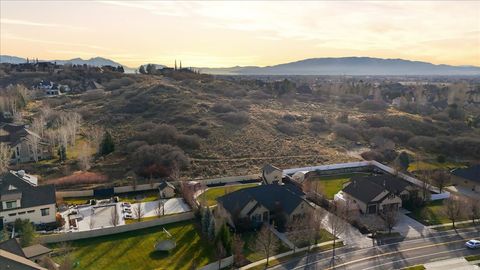 Tiny photo for 512 E RIDGE DR, Alpine, UT 84004 (MLS # 2126602)