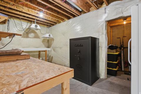 Tiny photo for 512 E RIDGE DR, Alpine, UT 84004 (MLS # 2126602)