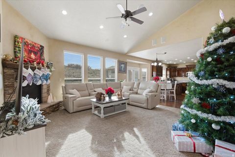 Tiny photo for 512 E RIDGE DR, Alpine, UT 84004 (MLS # 2126602)