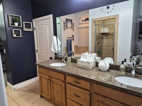 Tiny photo for 512 E RIDGE DR, Alpine, UT 84004 (MLS # 2126602)